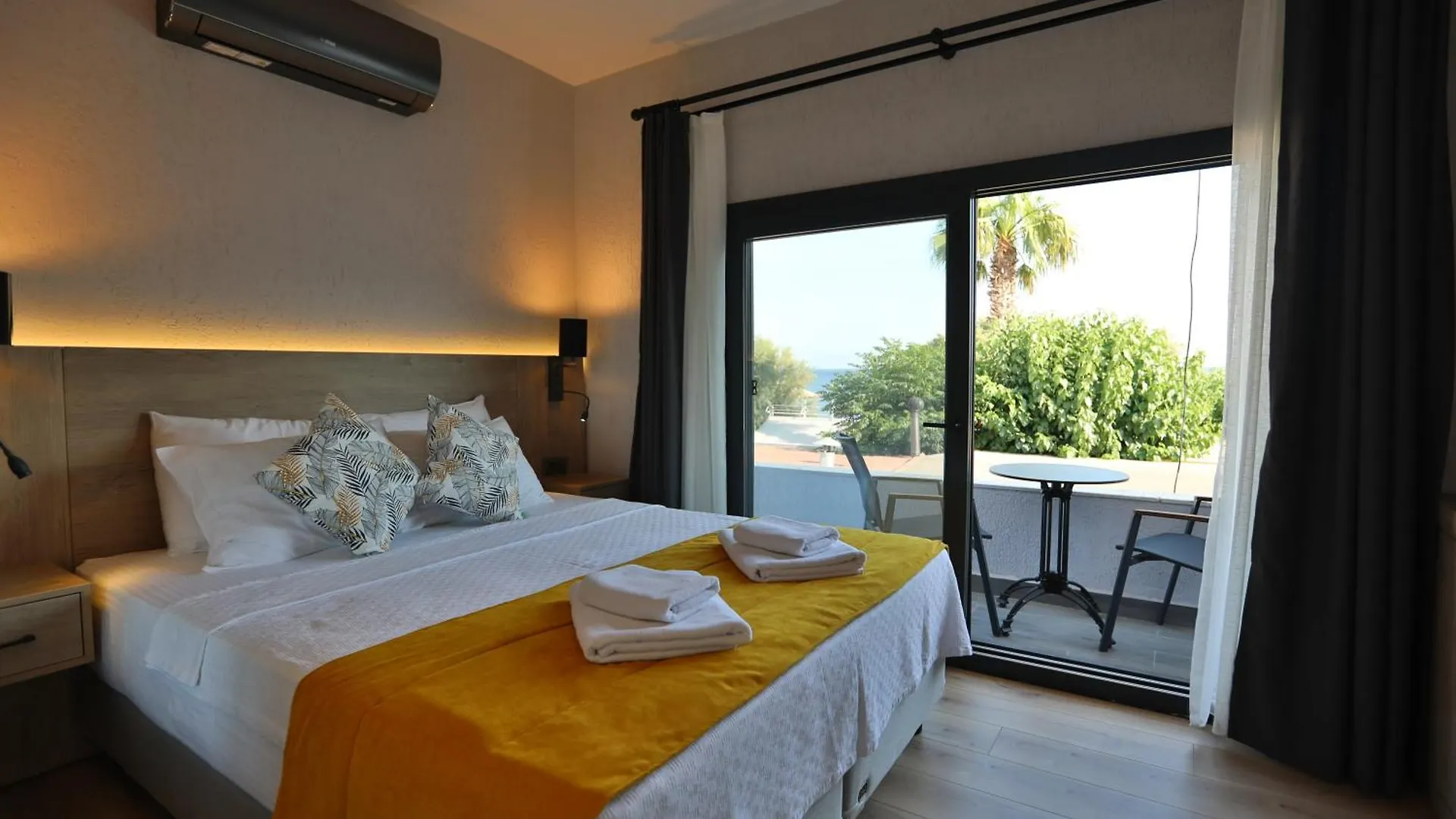 Ali'S Hotel Beach Αλικαρνασσός